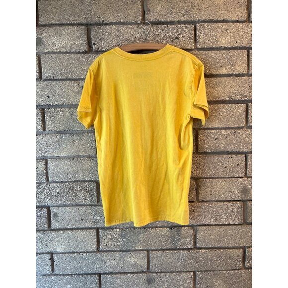 Sesame Street Mighty Fine Yellow T-Shirt Featuring Iconic Characters Short-Sleev - Picture 5 of 8